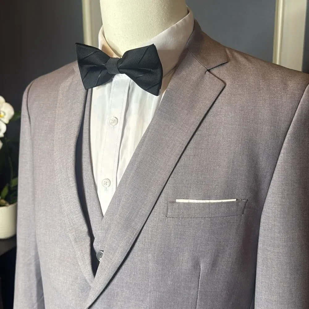 Men’s Gray Slim Fit 3 Piece Formal Suit Notched Lapel 40 Jacket 36 Pants NEW